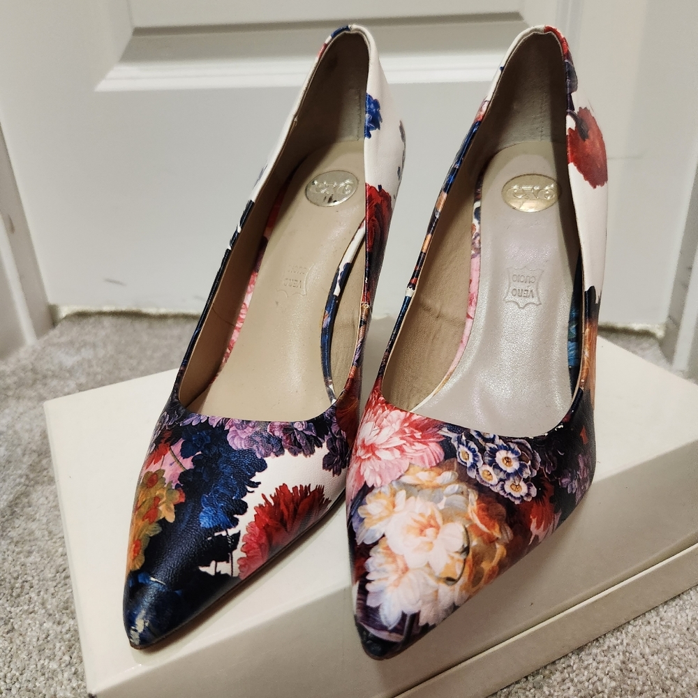 exe Floral Heels